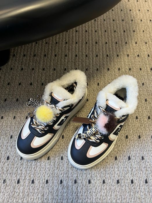 Adidasi Fendi , calitate premium , noi , pe comanda , 36