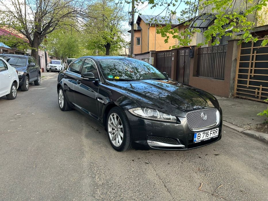 Vând jaguar xf 2012