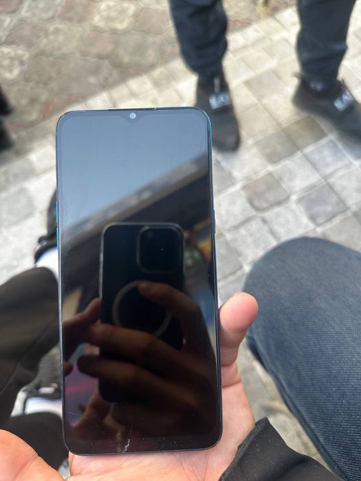 Realme c3 64 gb li iwlawi chetkiy srochna arzonga