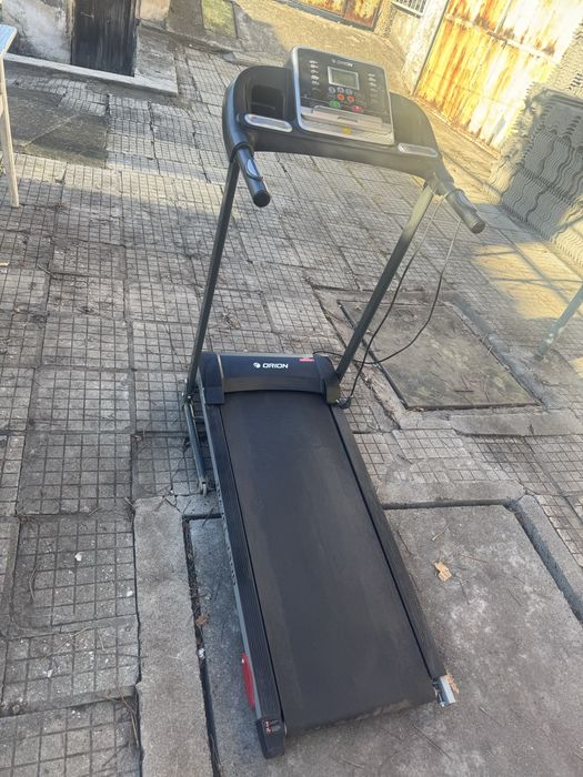 Бягаща пътека за фитнес