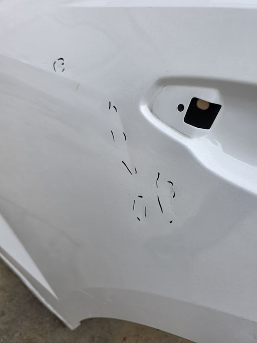 Audi Q3 83A 18- предна лява и задна лява врата 2022