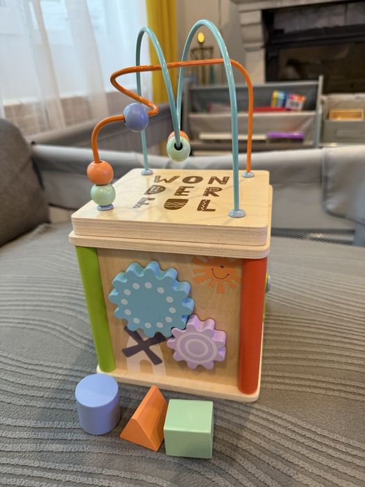 Дървена проходилка (уокър)  + Дидактически куб Moni Toys