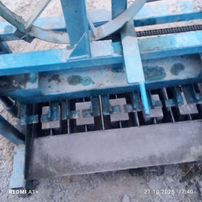 Shlakabolok aparati ishlab turipdi.