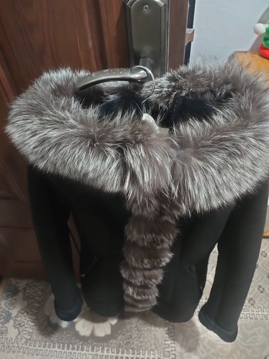 Дублёнка р.42-44 в отличном состоянии