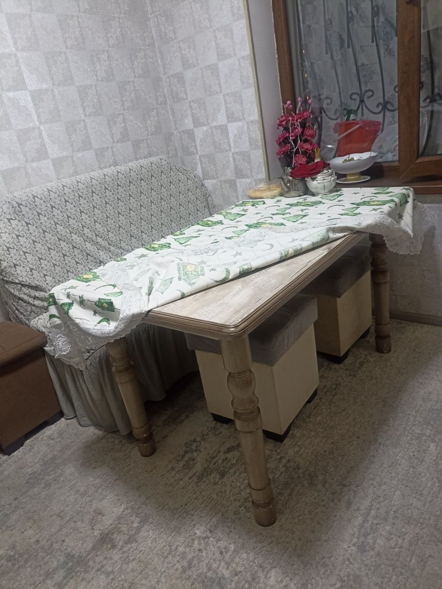 Yaxshi mustahkam oshxonaga mebel