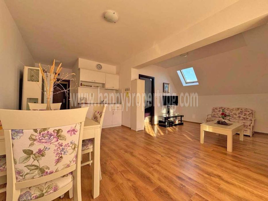 Продава се Двустаен апартамент в к.к. Слънчев бряг - 57 кв.м за 1167 €/кв.м - Снимка #3