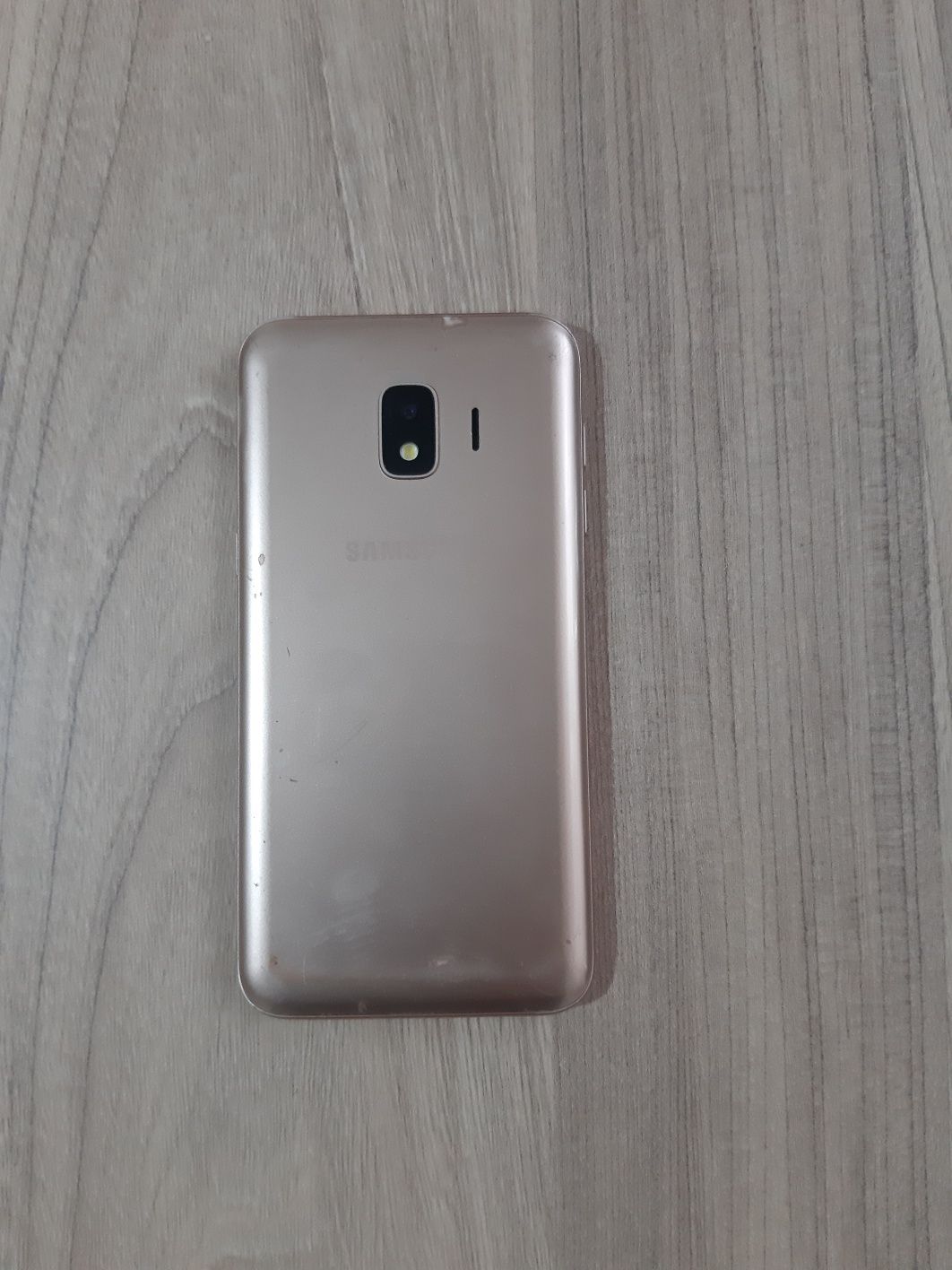 Samsung j2 core tel sotiladi