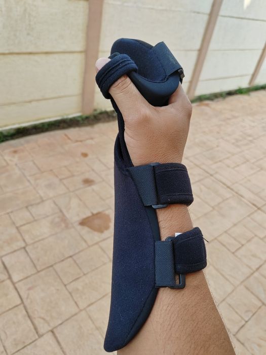 Orteza mana / palma dreaptă