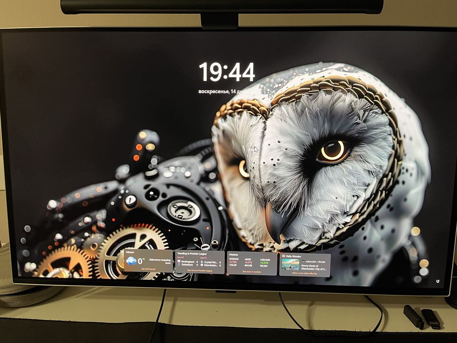 Монитор Samsung QD-Oled g8