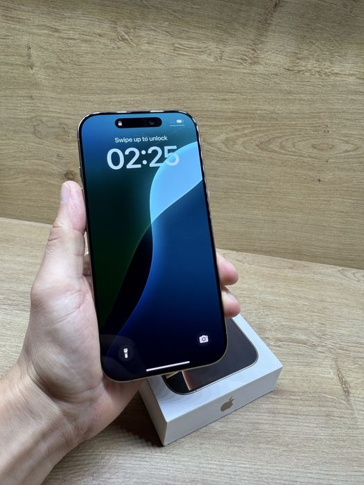 iPhone 16 PRO 256Gb Desert titanium 93% battery life