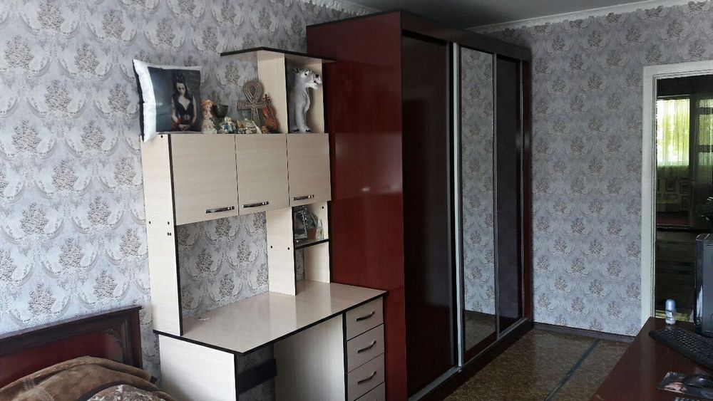 Продаётся стол для компьютера