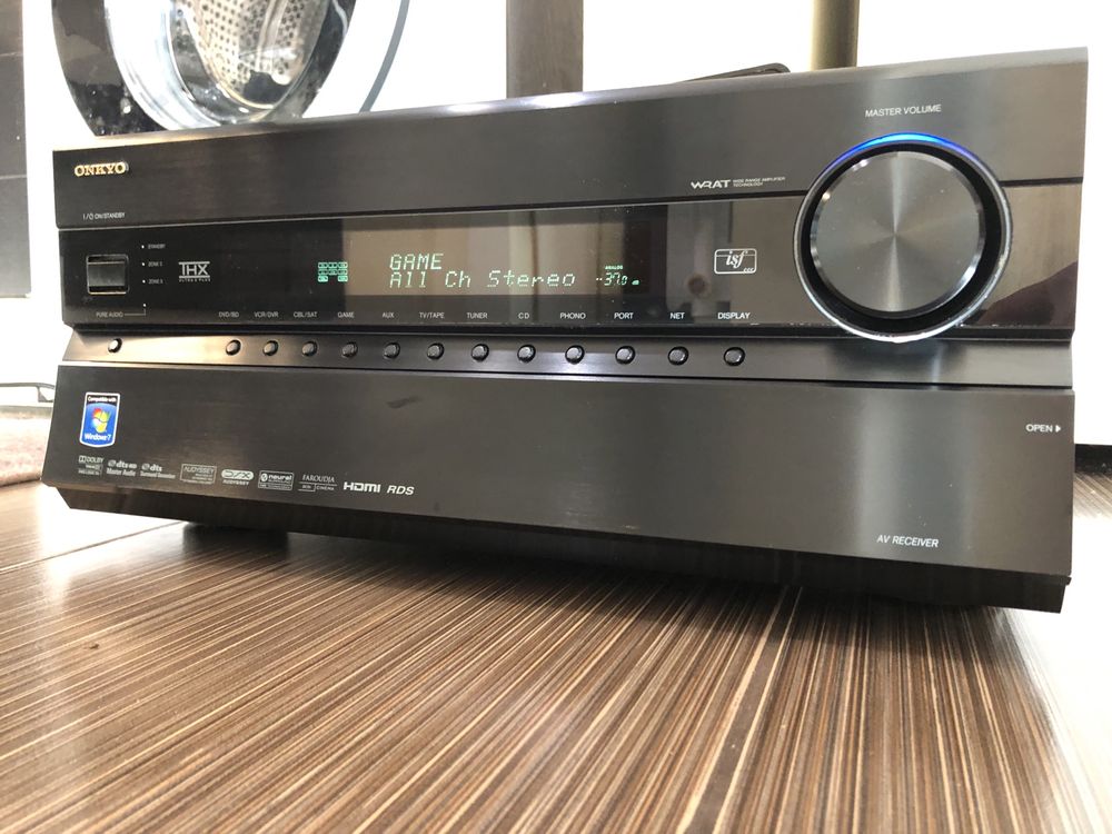 Onkyo TX-NR807 resiver