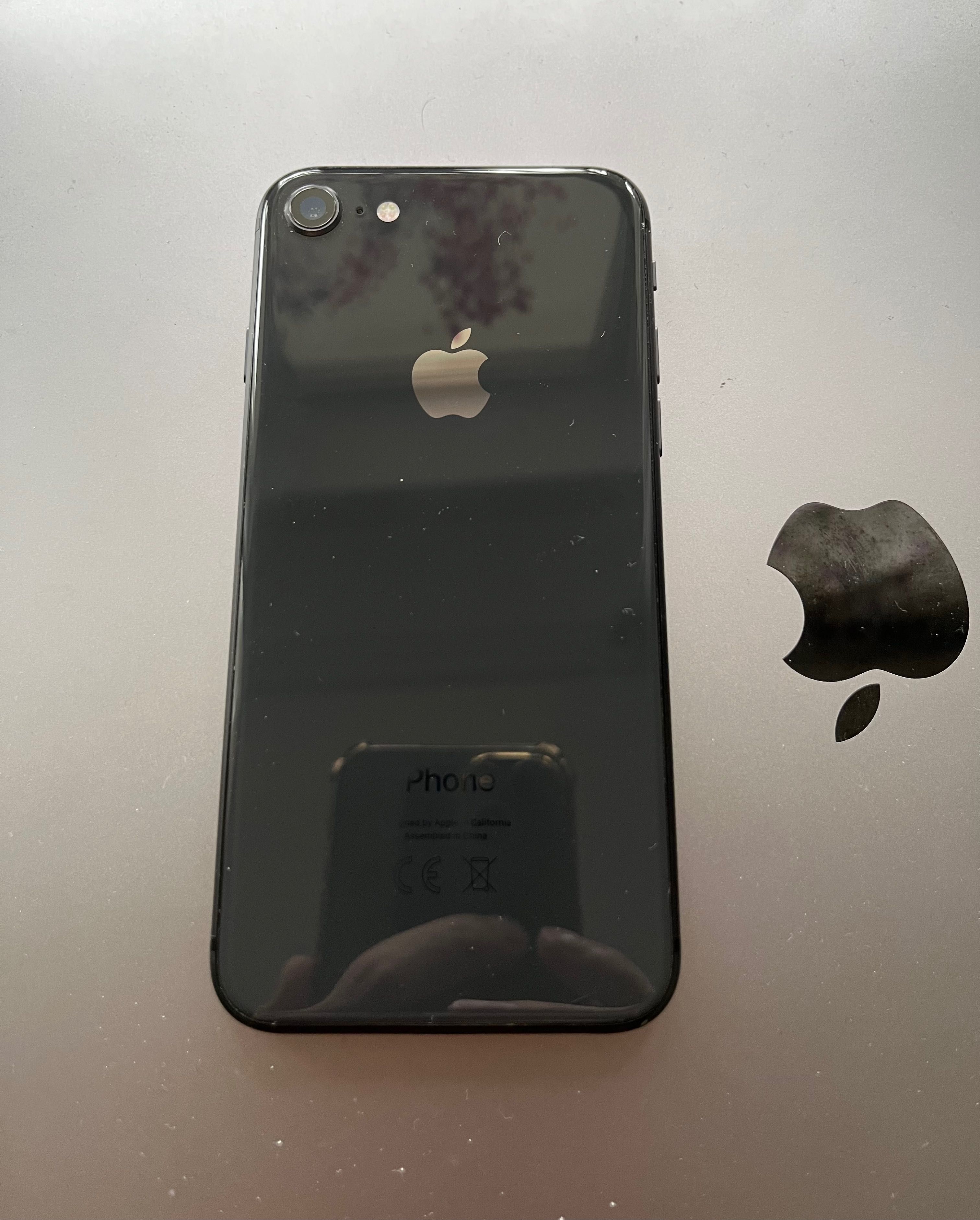 iPhone 8 айфон 64гб