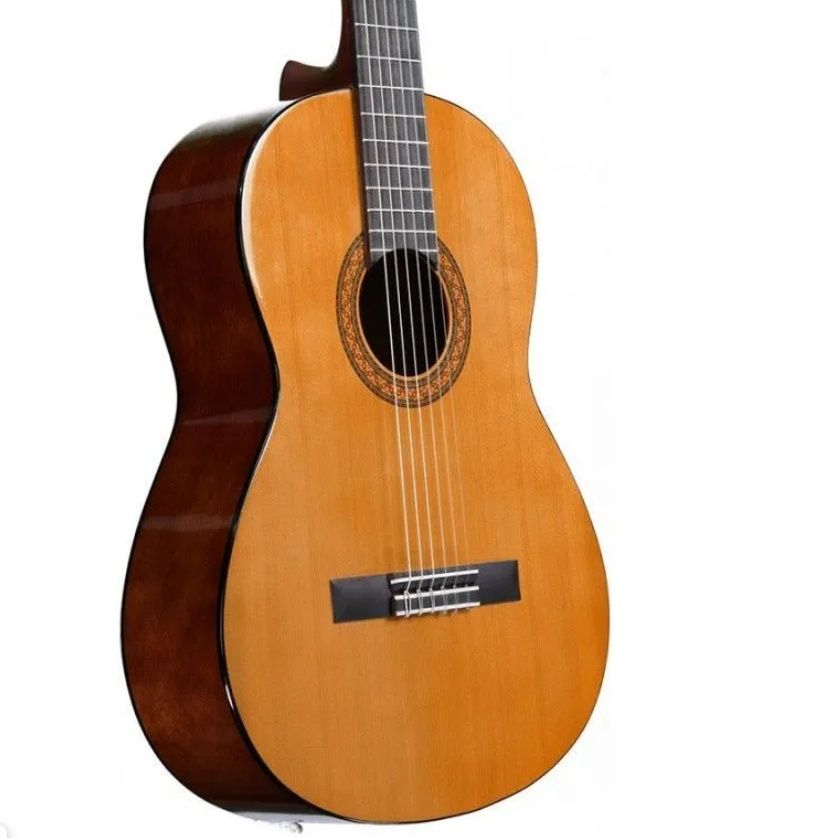 Классическая гитара Yamaha C40, 6-струнная, корпус Ель 4/4