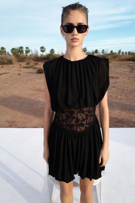 Мини черна рокля зара