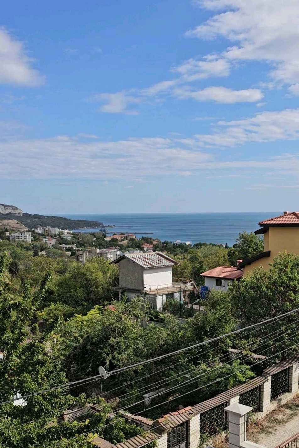 Прекрасна къща с красива панорама в Балчик