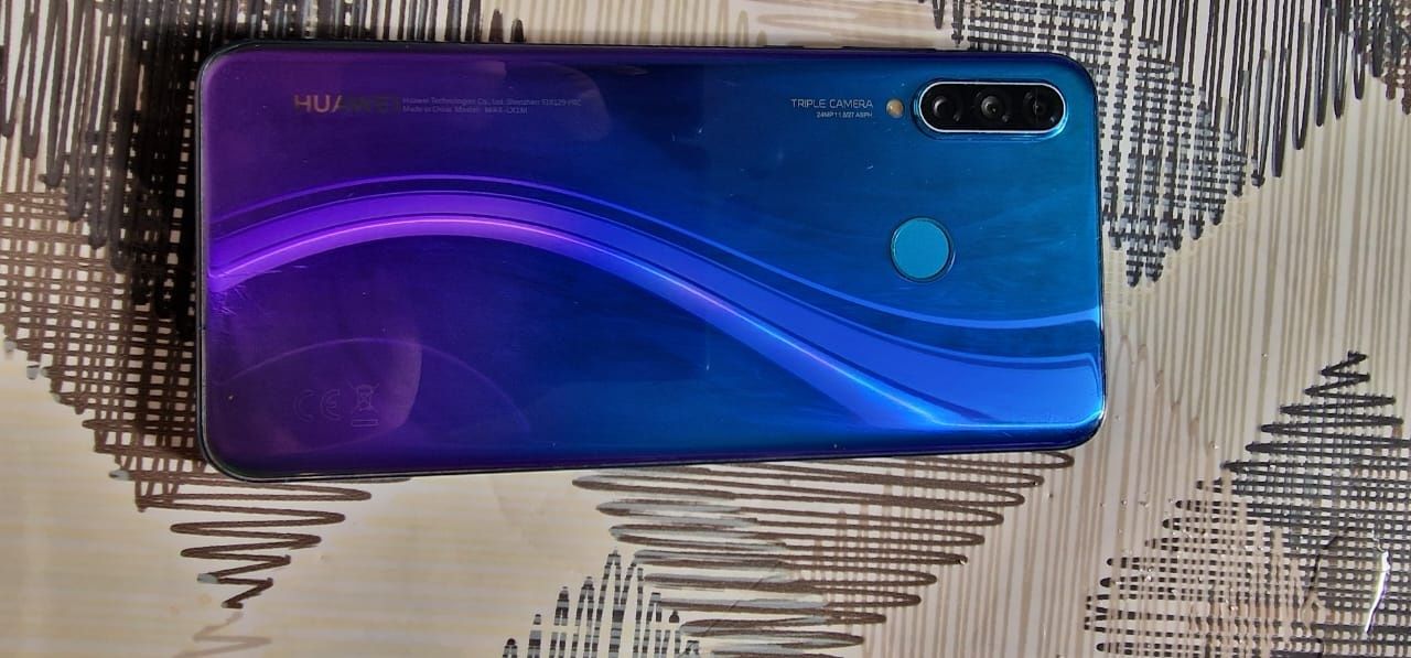 HUAWEI P30 lite 30000 тенге тез арада сатылады