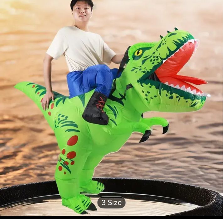 Костюми семейство Динозаври