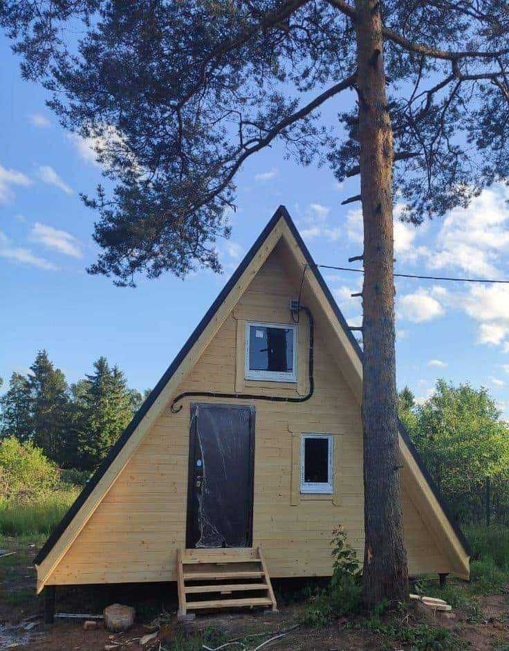 Cabana stil A-Frame si case din structura de lemn