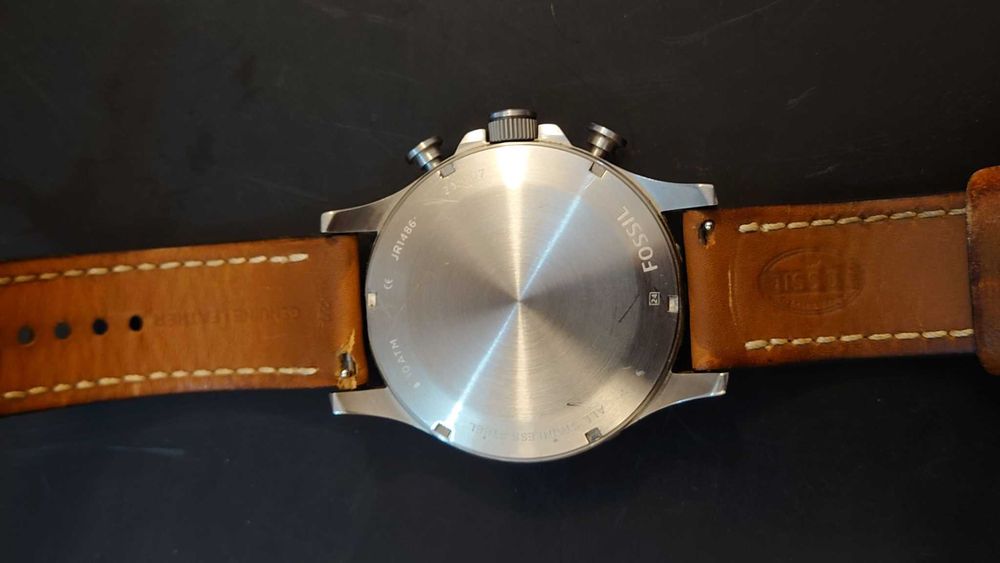 Ceas Fossil barbatesc