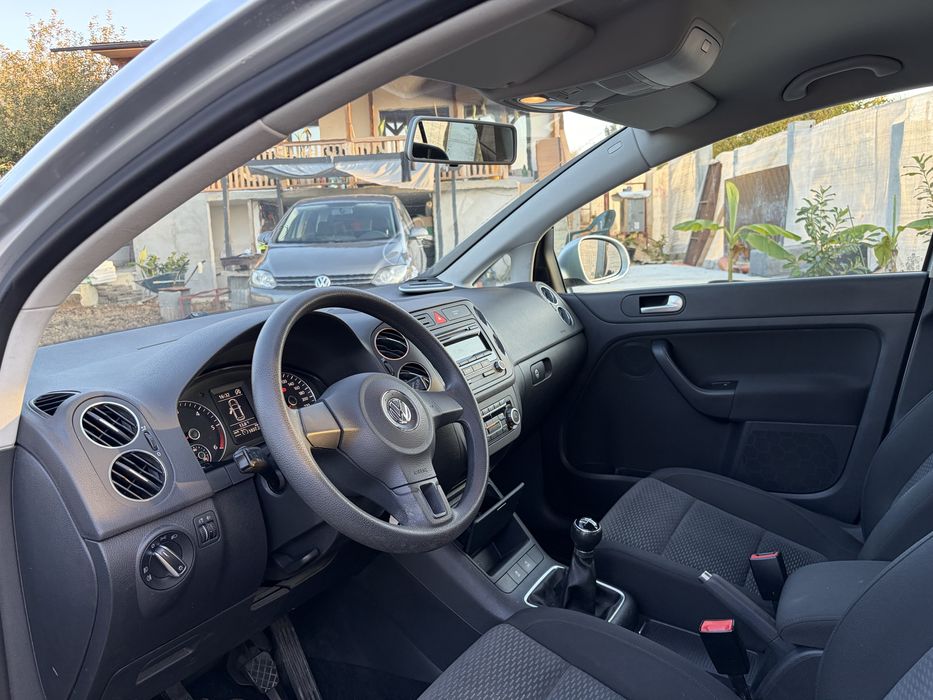 Volkswagne golf plus 2010 / rate / credit doar cu buletinulul