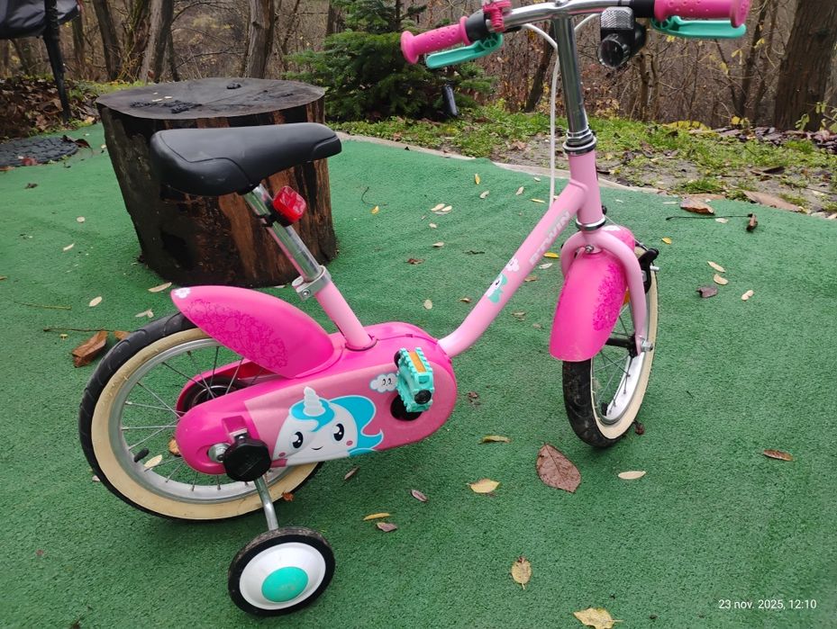 Bicicleta pentru fete BTWIN roz