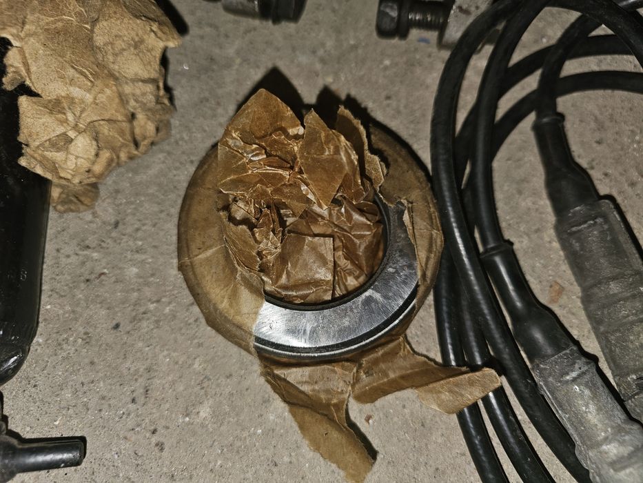 Части за Волга ГАЗ нови и въора употреба.