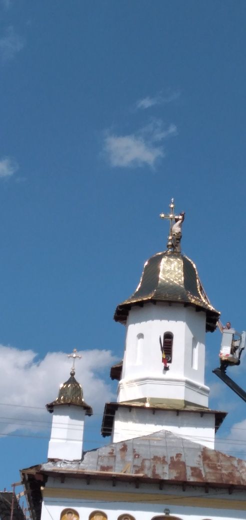 Meseriași tinichigiu dulgeri