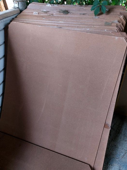 Продам листы ДВП