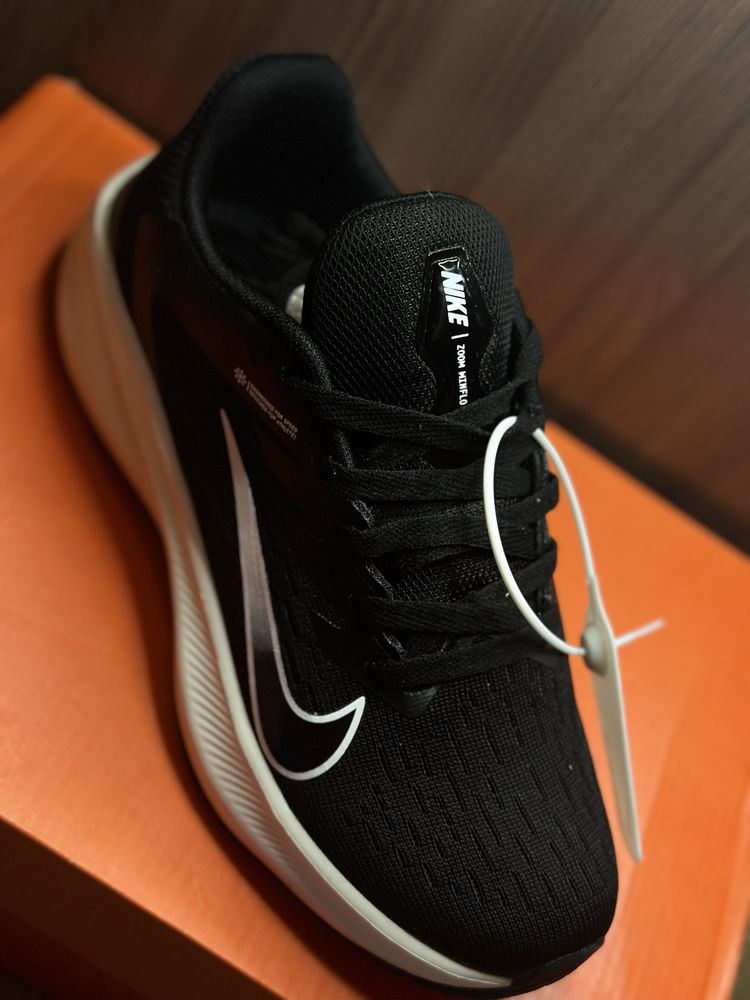 Кроссовки Nike Zoom, новые