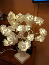 "Бяла роза"-настолна-лед-лампа