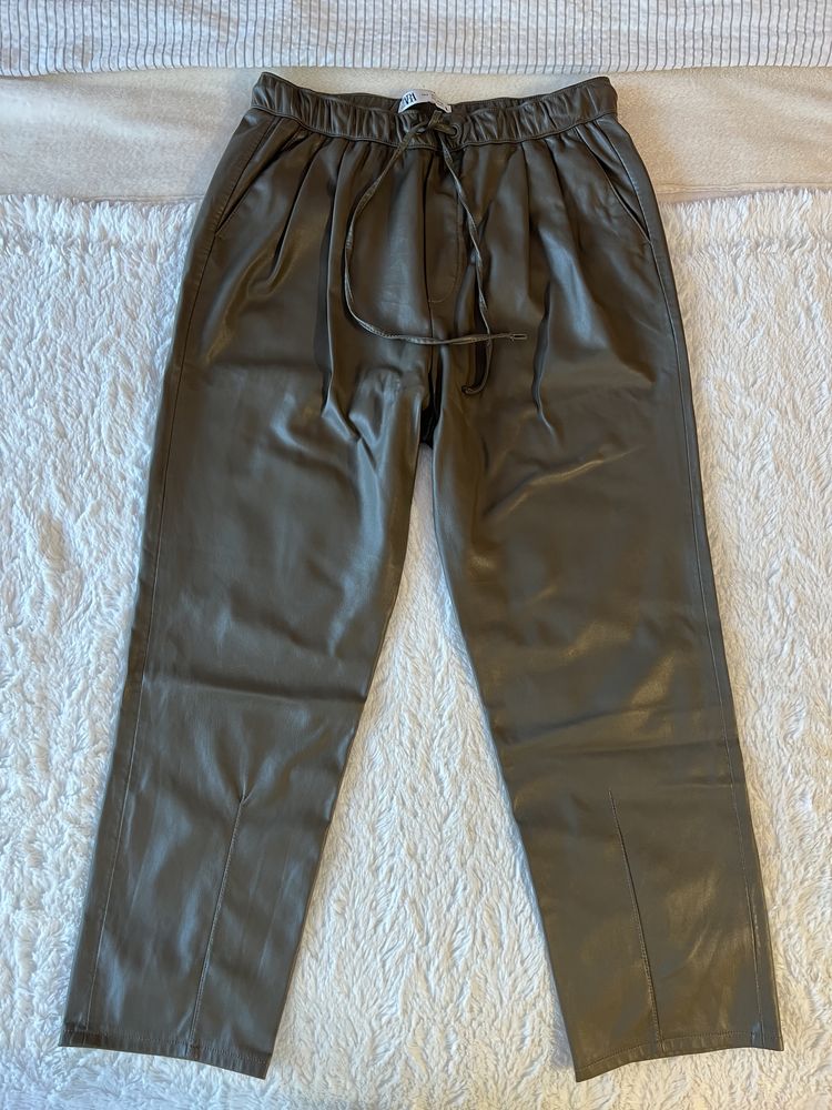 ZARA pantaloni de piele ecologica