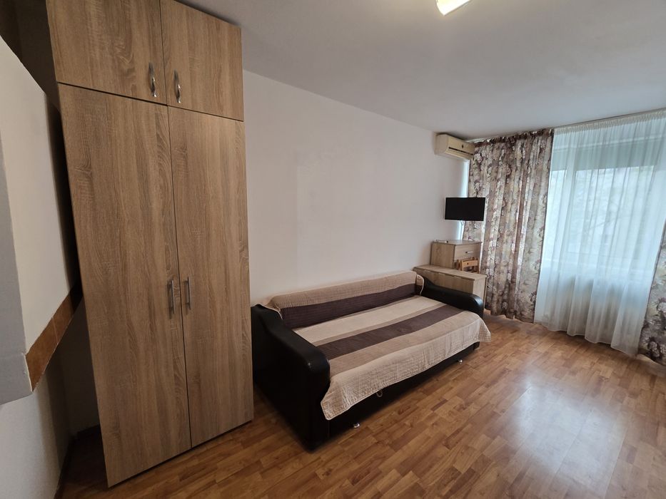 Garsoniera de inchiriat