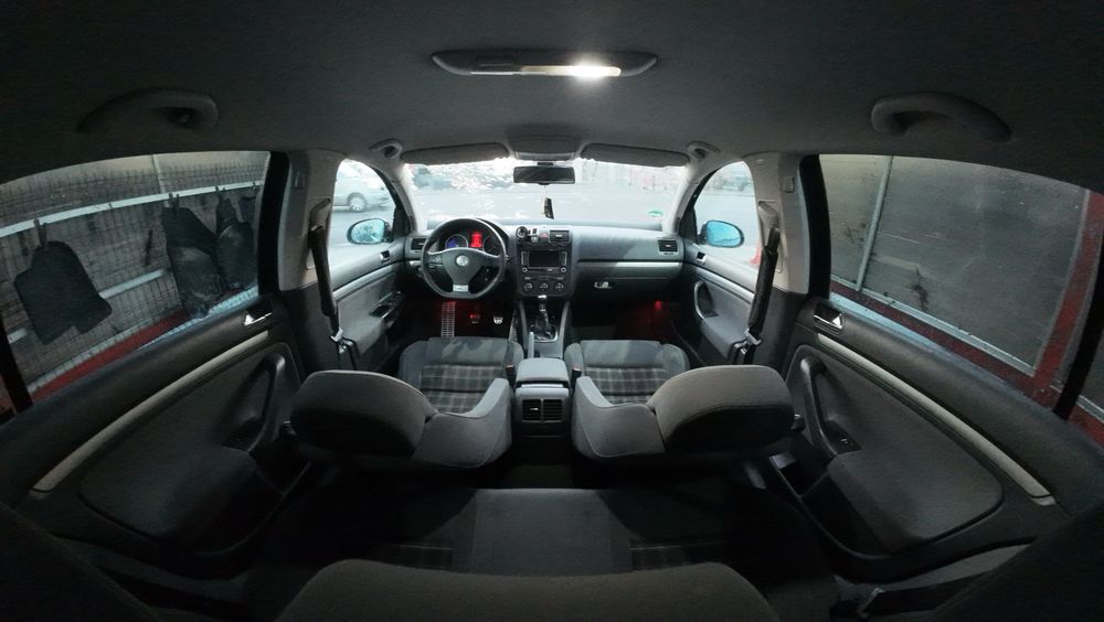 Volkswagen Golf V 1.9TDI 6+1 Trepte