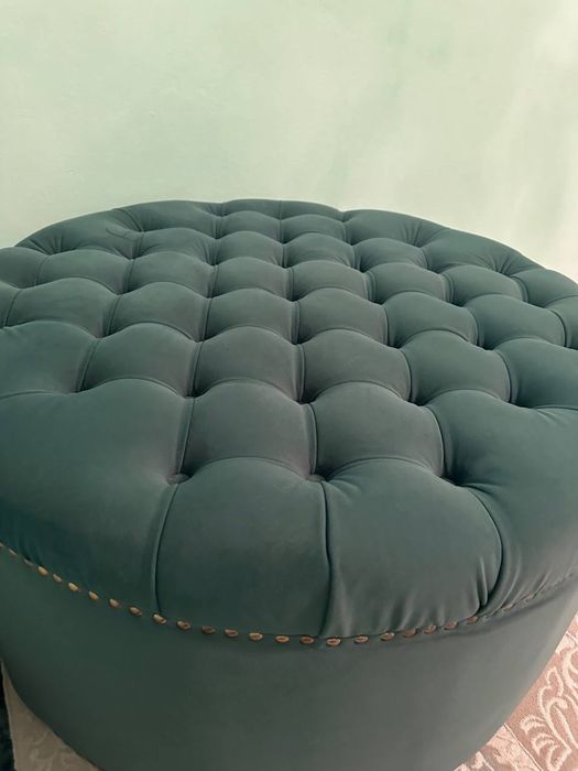 Продается пуфик (кресло)(диван)