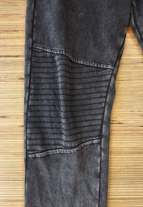 Pantaloni H&M 10-11 ani