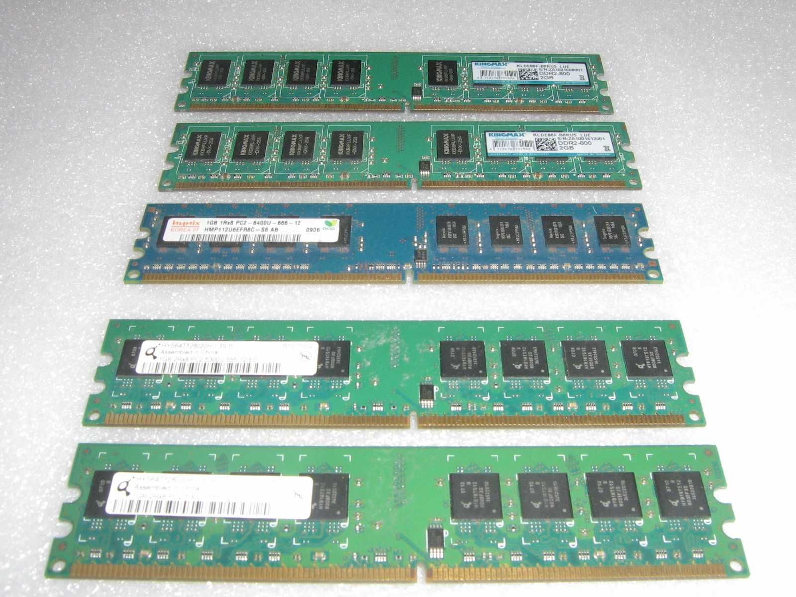 Vand RAMI DDR2 de 1 si 2 GB la frecventa de 667 si 800 MHz