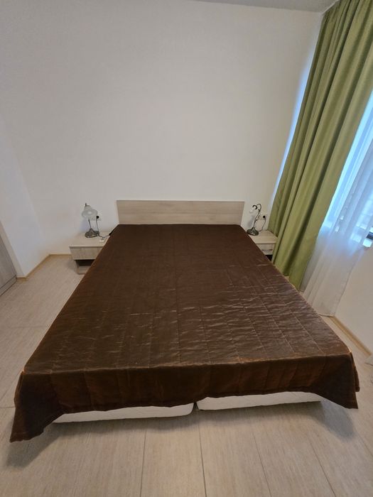 Спалня с гардероб