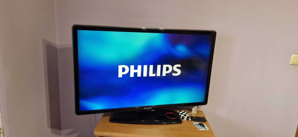 Телевизор Philips 42'