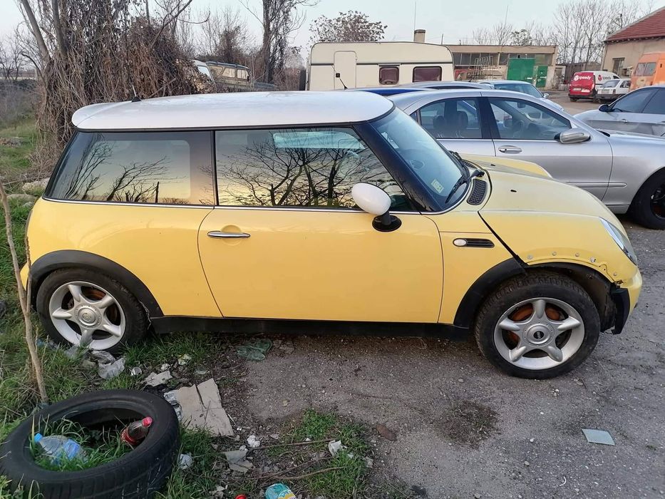 Мини купър на части