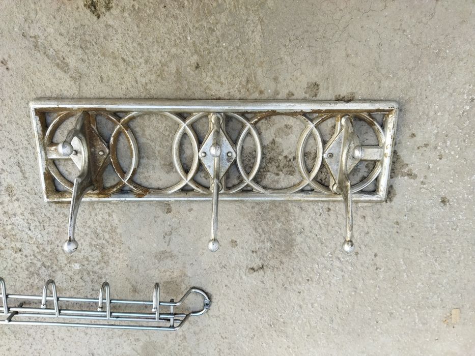 Вешалки настенные