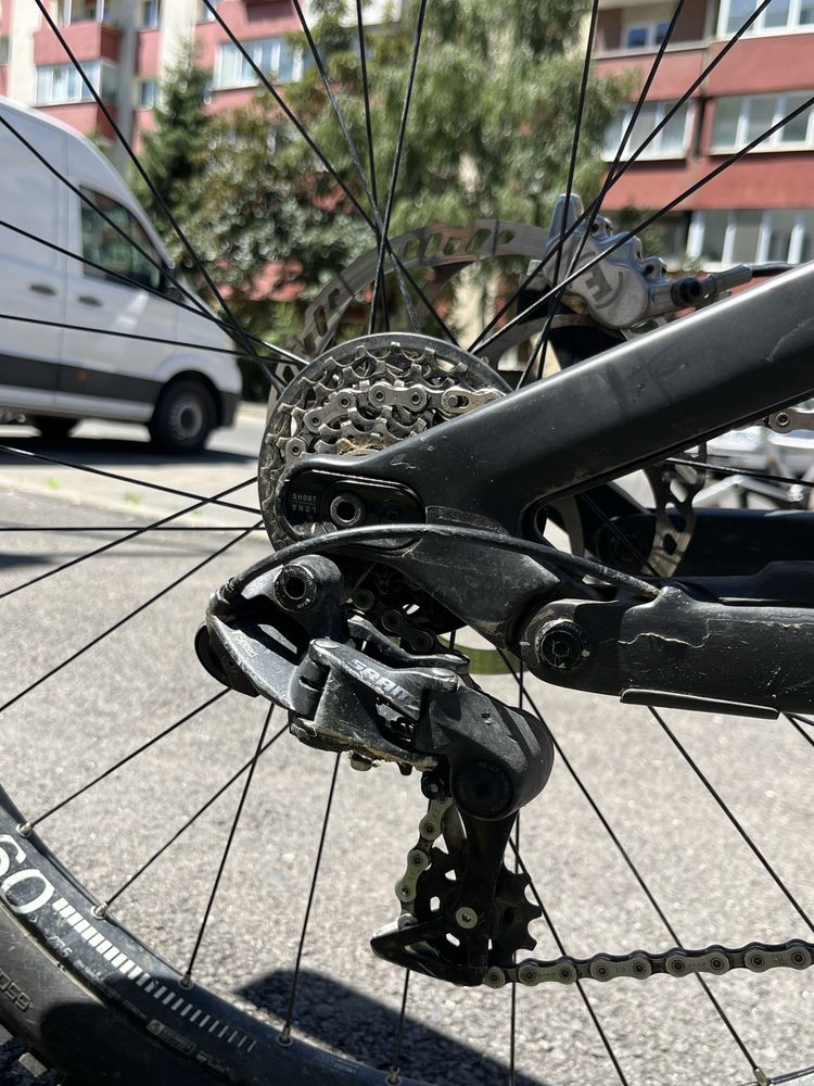 Canyon Sender 2023 - L ( bicicleta downhill )