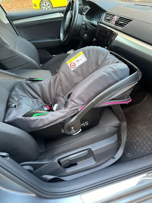 Cărucior copii 3 în 1 X-Trall – Gri Grafit/Roz – stare foarte bună