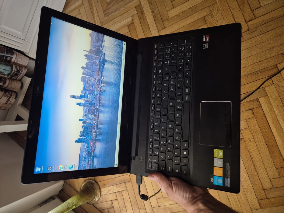Laptop Lenovo Z50 ssd