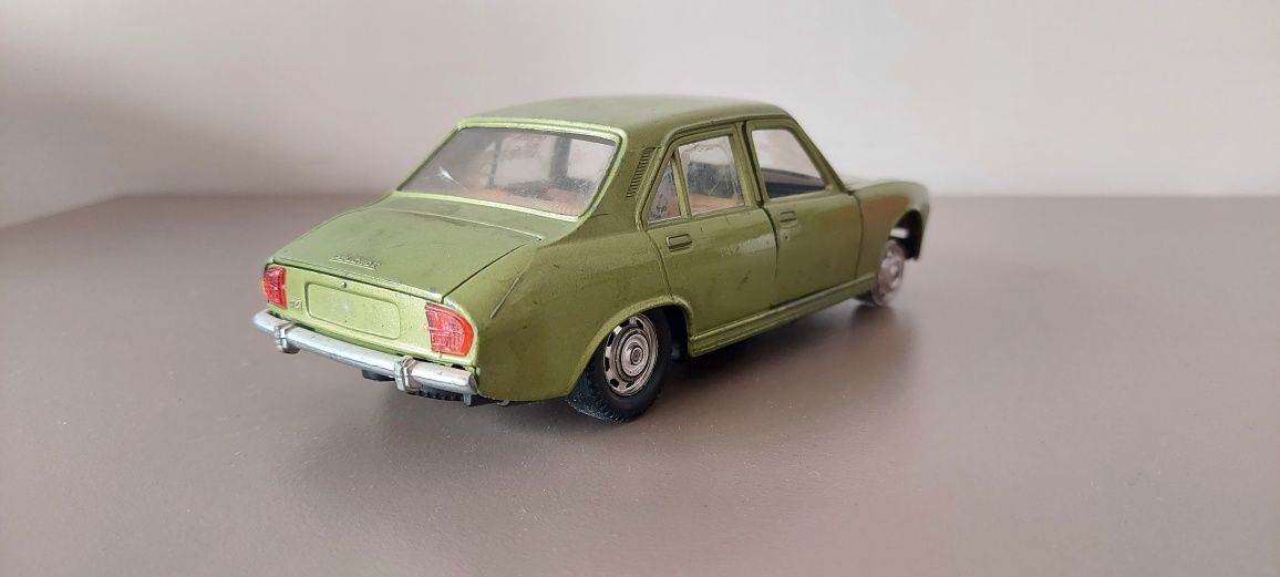 Ретро Кола Количка Peugeot 504GL