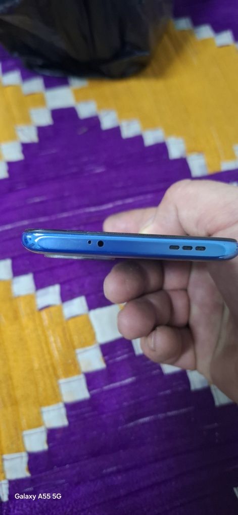Продам смартфон XIAOMI