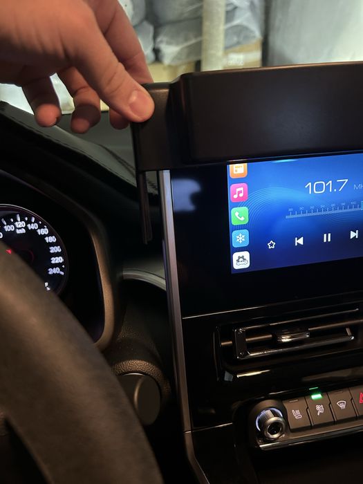 Продам держатель телефона Haval H9