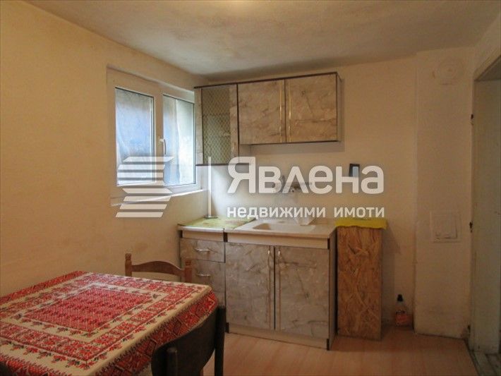 Продава се Етаж от къща в Сливен, Ново село - 91 кв.м за 825 €/кв.м - Снимка #8