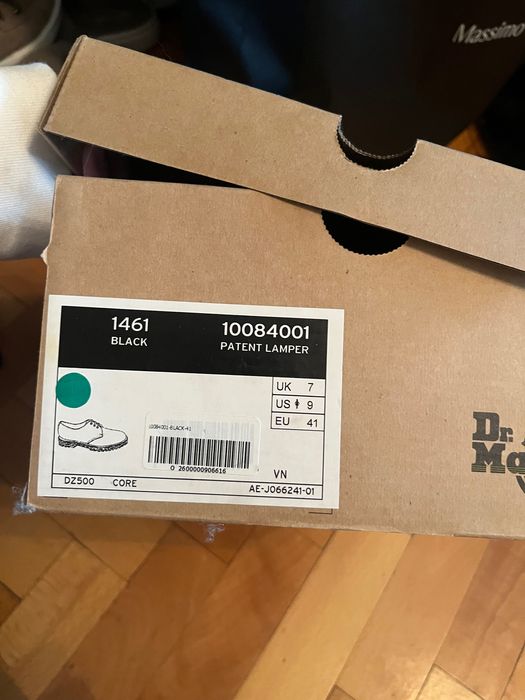 Dr Martens 1461 Black Patent Lamper