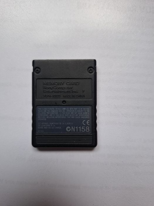 Vând alimentator playstation 2 și card modat